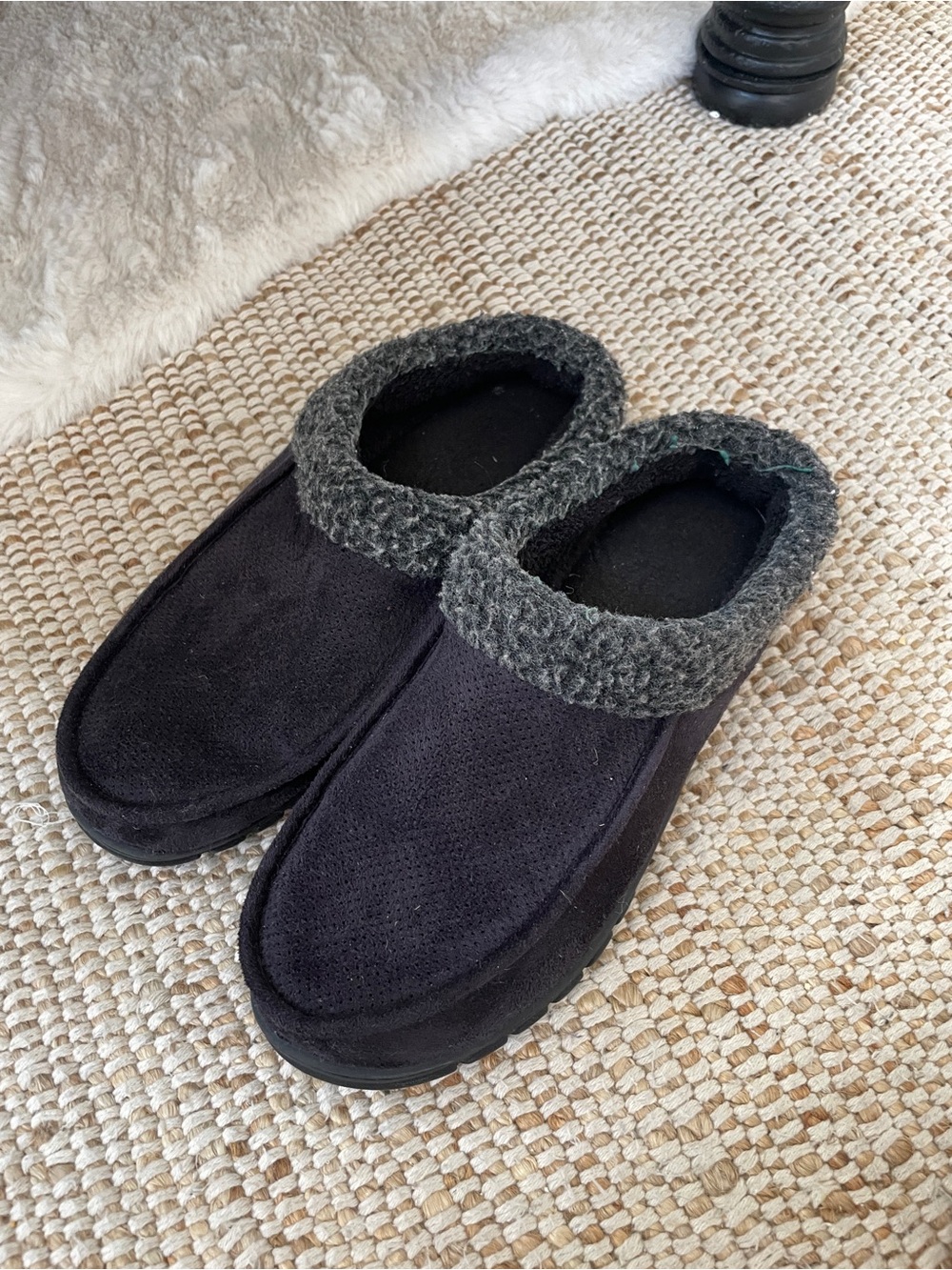 Dickies Black Slip-On Loafers with Gray Faux Shearling Collar